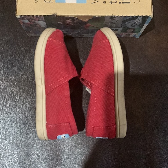 Red Classic TOMS Canvas Slip-Ons - Picture 4 of 7